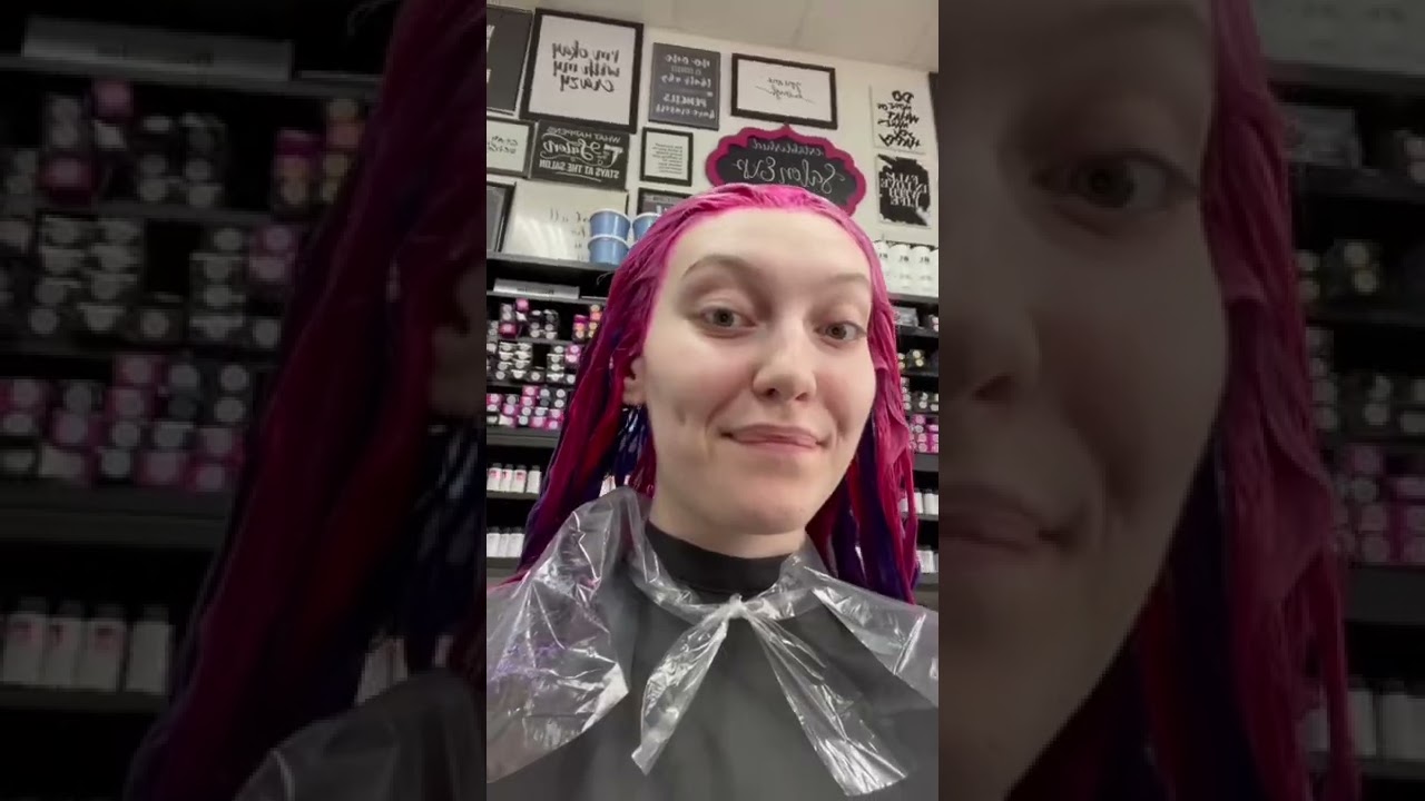 new hair!! #shorts #day91 #hairmakeover #hairtransformation #glowup #pinkhair #dyedhair #hairinspo