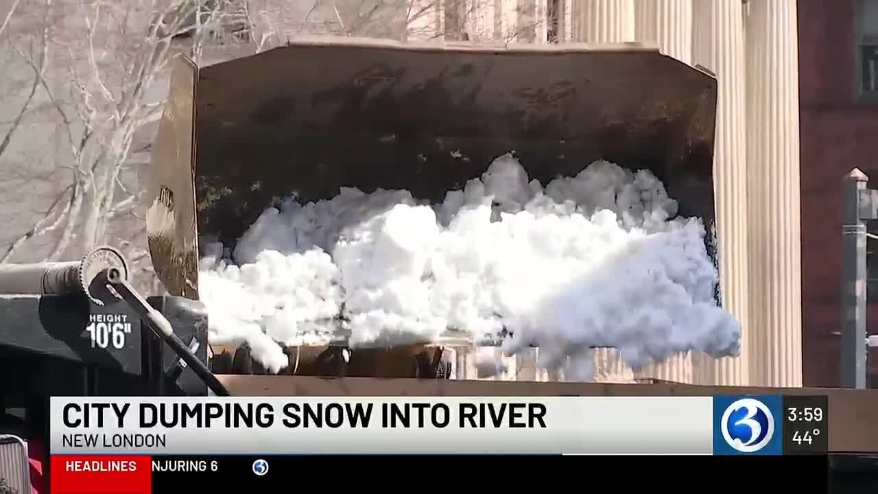 New London dumps snow into Thames River as DEEP temporarily relaxes rules after Blizzard Calvin