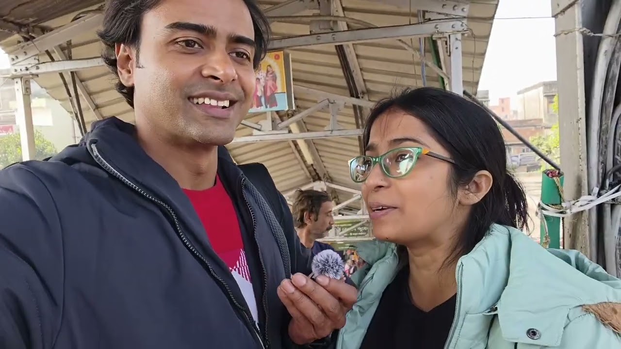 শান্তিপুরের শাড়ি কিনতে গিয়ে রানাঘাটে টিটি ধরলো।