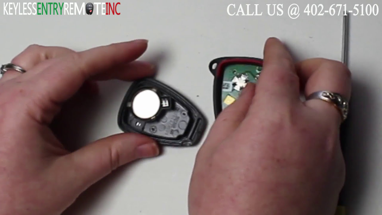 2006 - 2010 Chrysler PT Cruiser Key Fob Battery Replacement