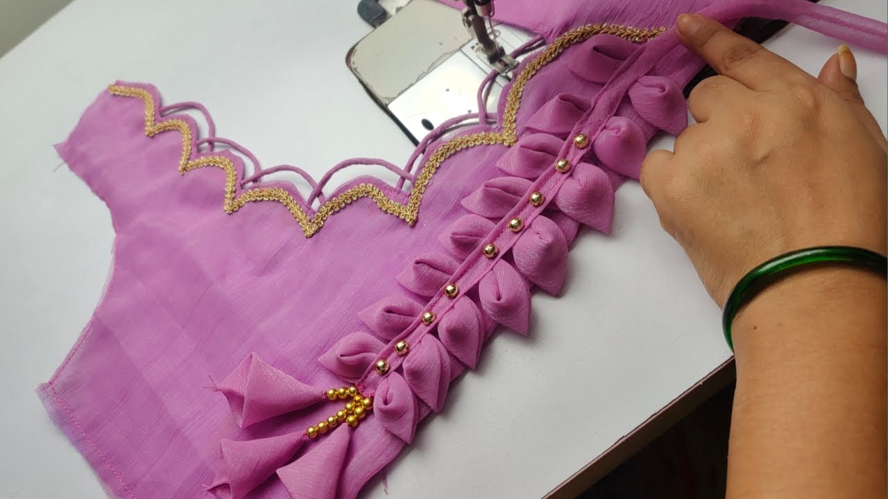 Все будут поражены, увидев, как удалось создать такую ​​красивую блузку.