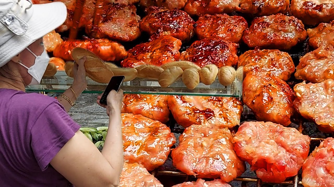 Không Ngờ Xe Bánh Mì Thịt Nướng Nổi Tiếng Bậc  Nhất Sài Gòn Mấy Chục Năm Qua Lại Đơn Giản Vậy