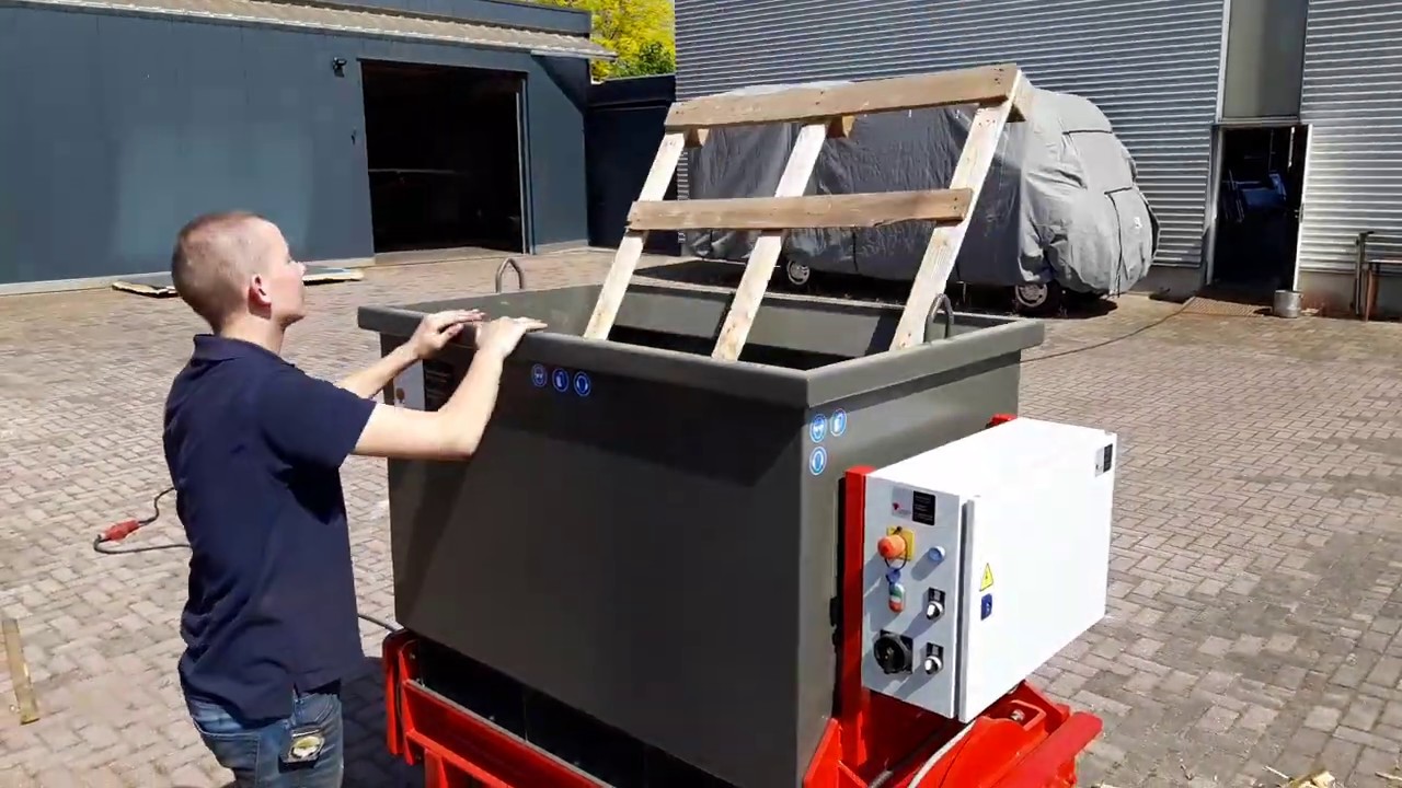 PYTHON 1- waypallets, with 7 KW shredder