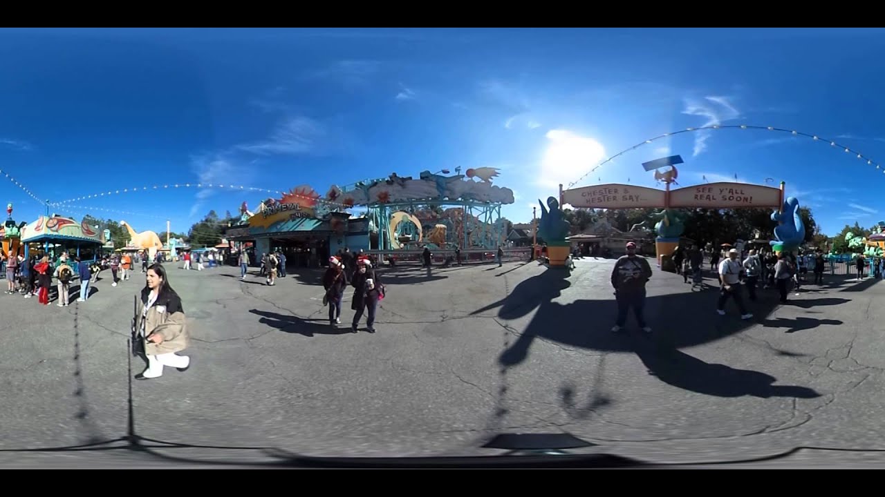 Chester & Hester's Dino-Rama - 360&deg; Atmosphere