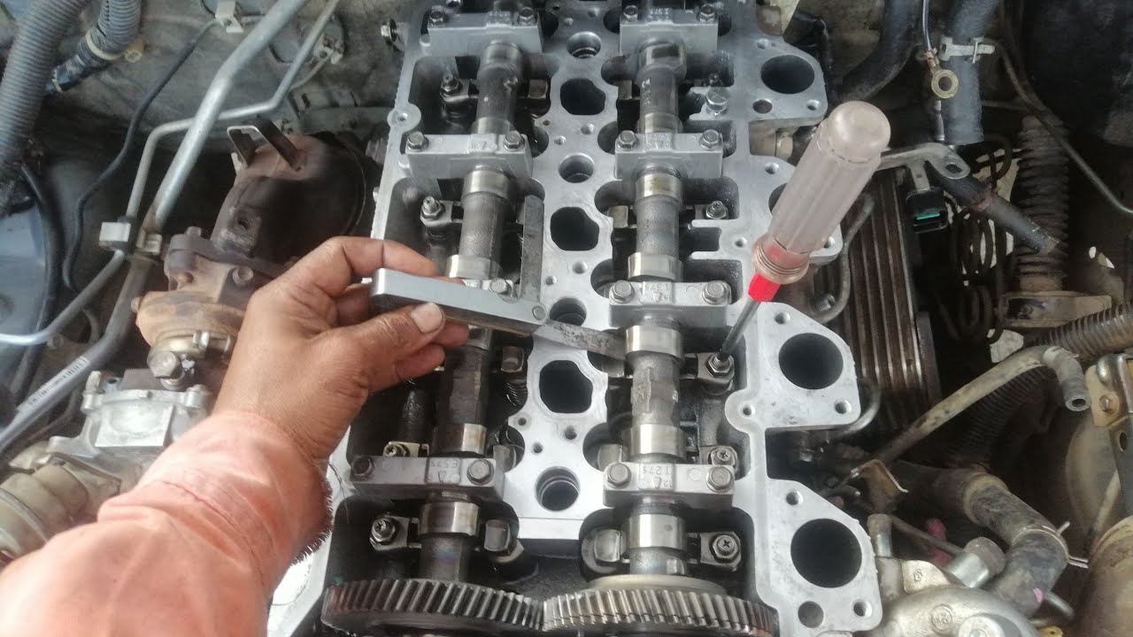 COMO calibrar VÁLVULAS de motor MITSUBISHI 4D56