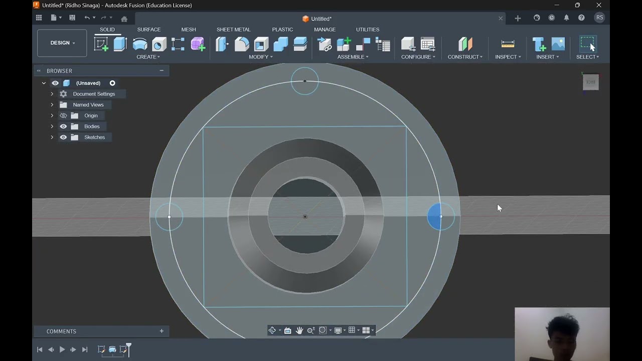 Tugas 5&6 praktikum gamtek menggunakan fitur revolve dan sweep di fusion 360
