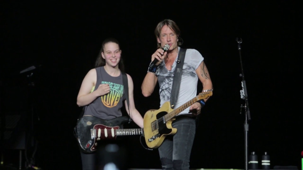 Keith Urban - Good Thing (with Ellen Tefanis)