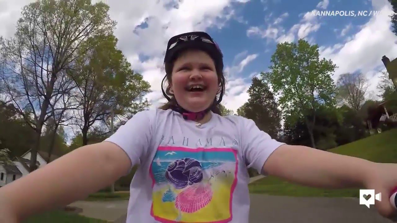 Girl gives away reward for kindness in another kind act