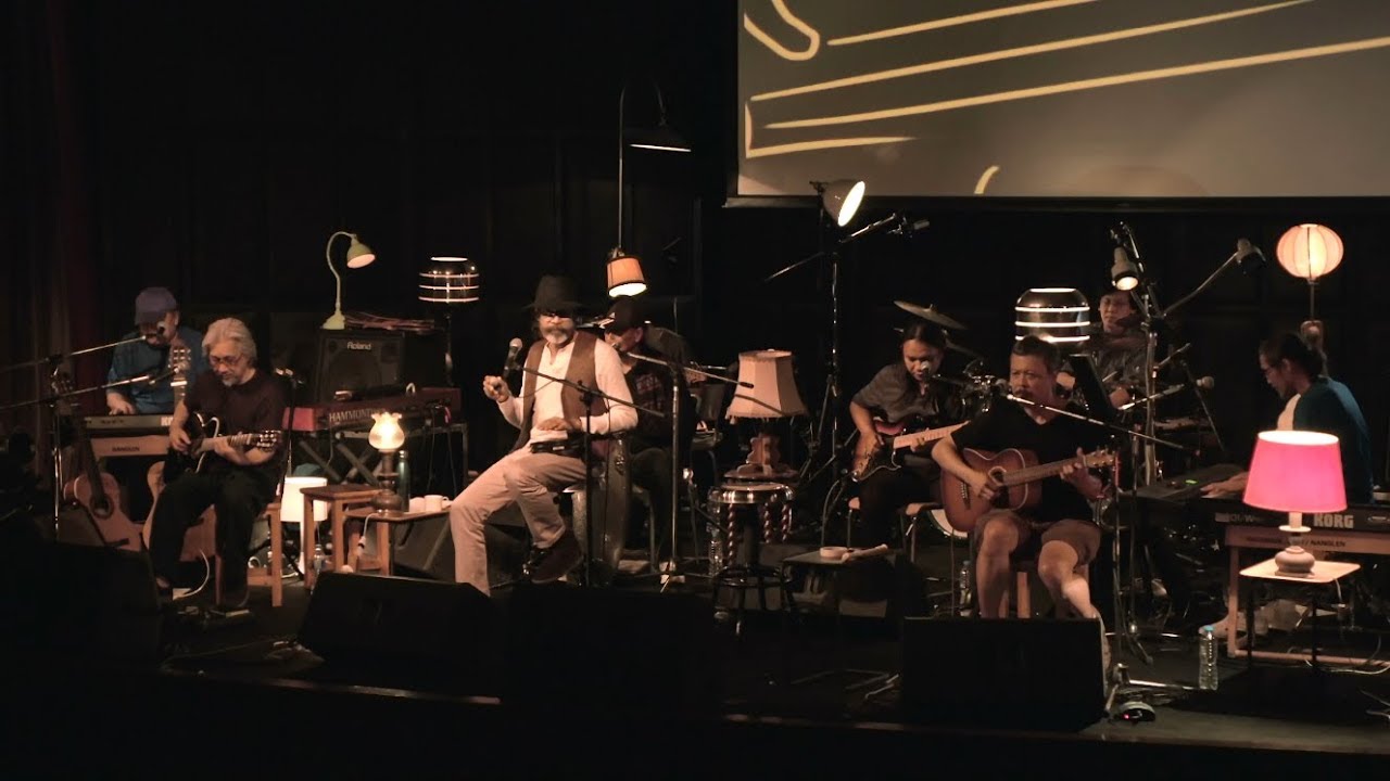 เพราะเธอ - นั่งเล่น on stage