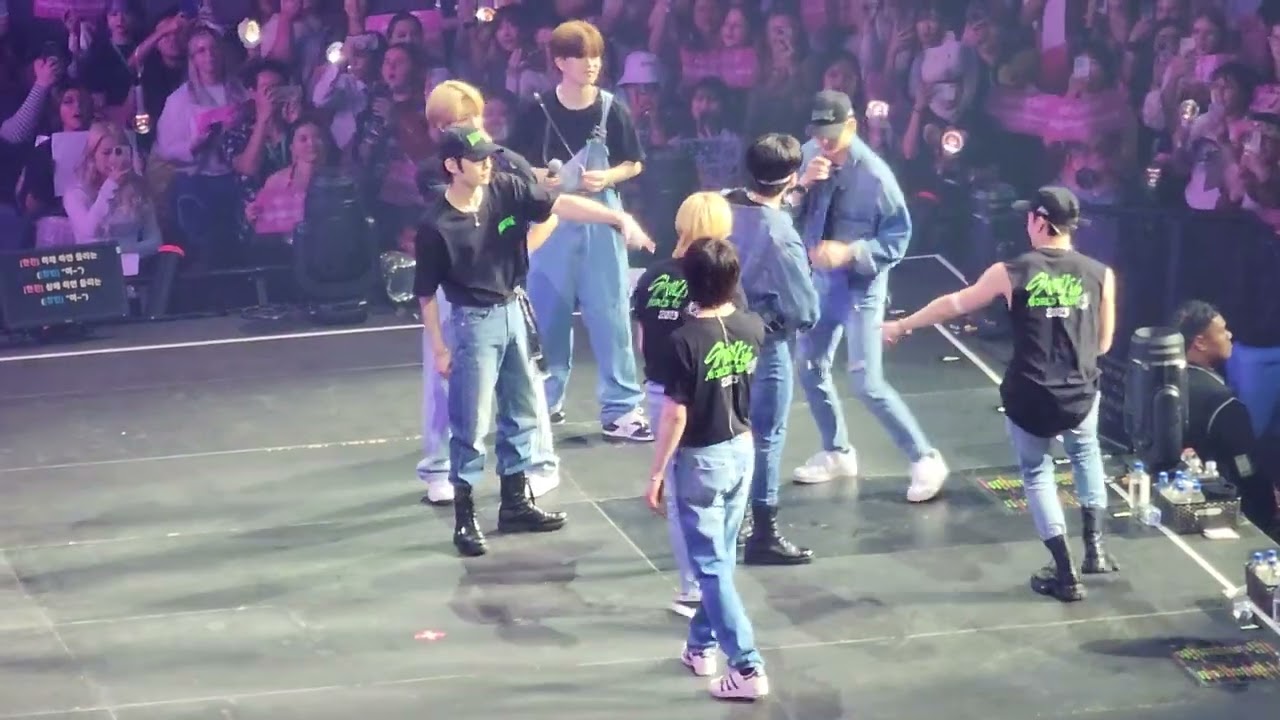 FAM - Stray Kids Sydney 230221