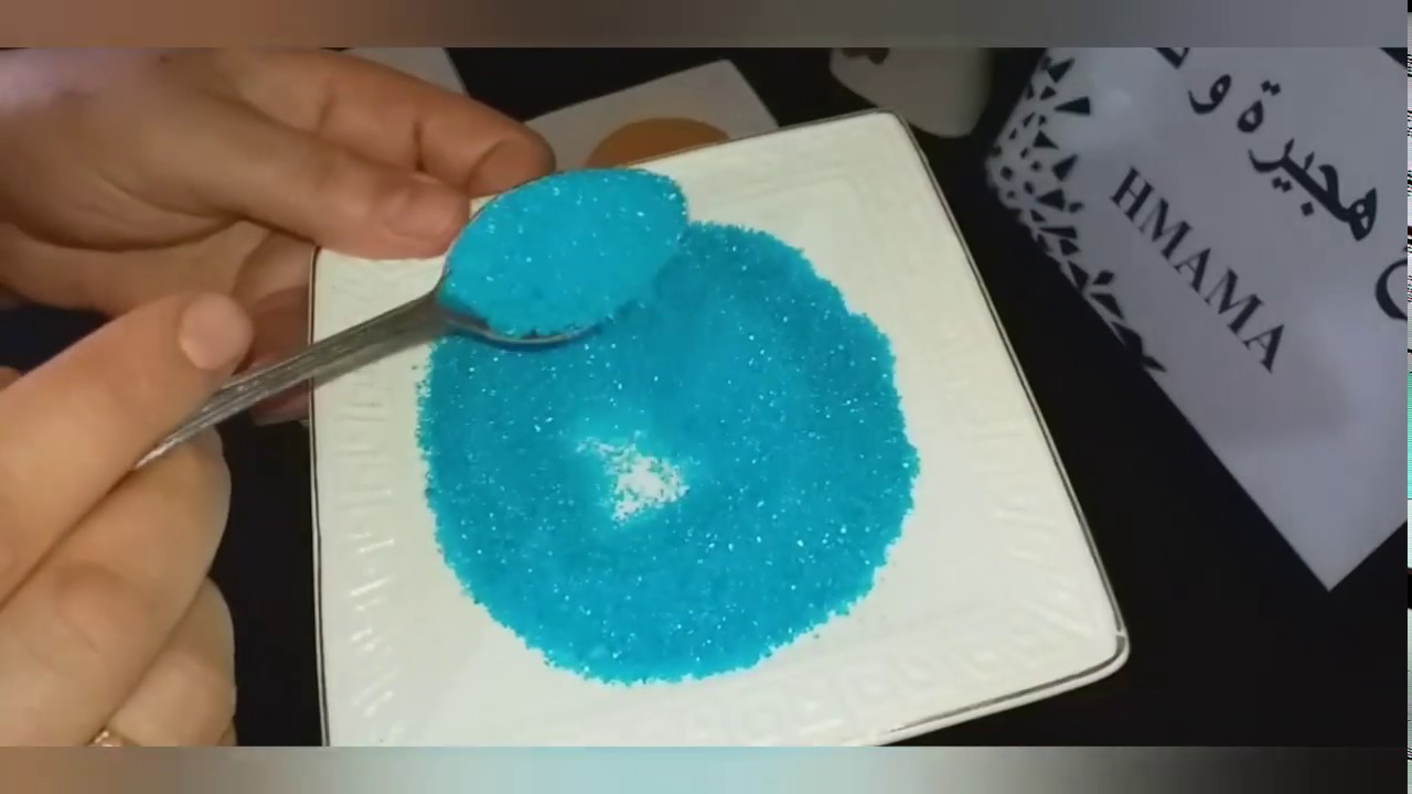 حلويات العيد♥طريقة تلوين السكر العادي والناعم لحلوياتكم مثل الذي يباع