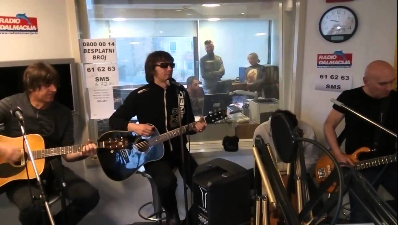 PSIHOMODO POP Donna   Live Acoustic @ RD