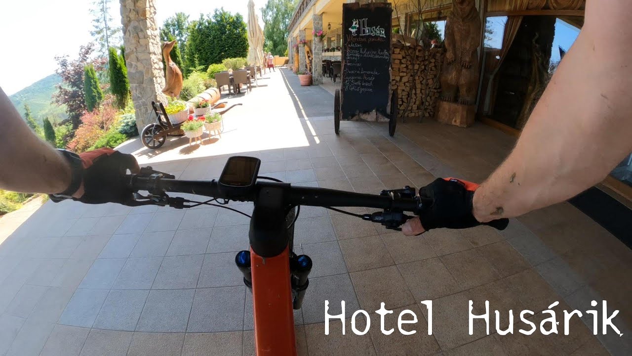 Hotel Husárik s tatinom na mojom novom 🚲