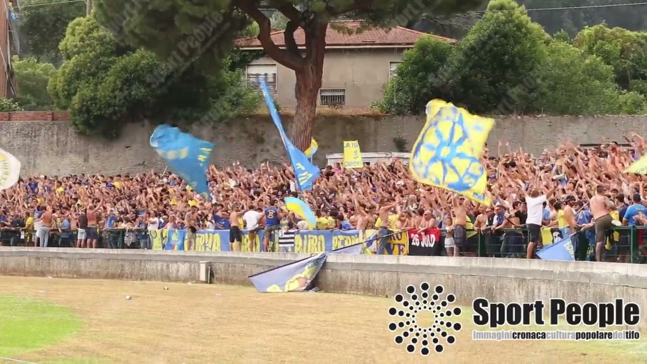 🟡🔵 «Siamo la Nord vogliamo vincere...»: Carrarese vs Vicenza, finale playoff 2023-24