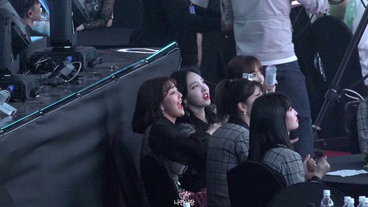 190123 가온차트 시상식 세븐틴 어쩌나 리액션 TWICE 나연 (Nayoen)