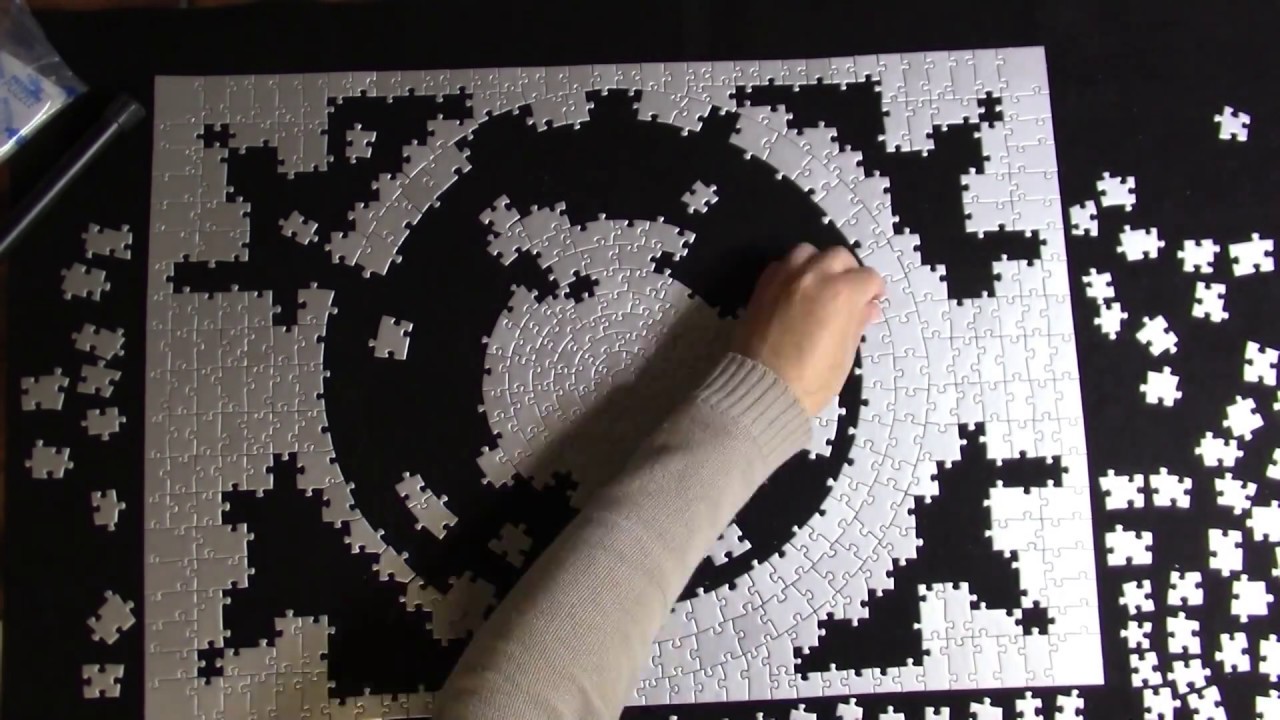 Ravensburger KRYPT puzzle / rompecabezas armándolo en  TIME LAPSE
