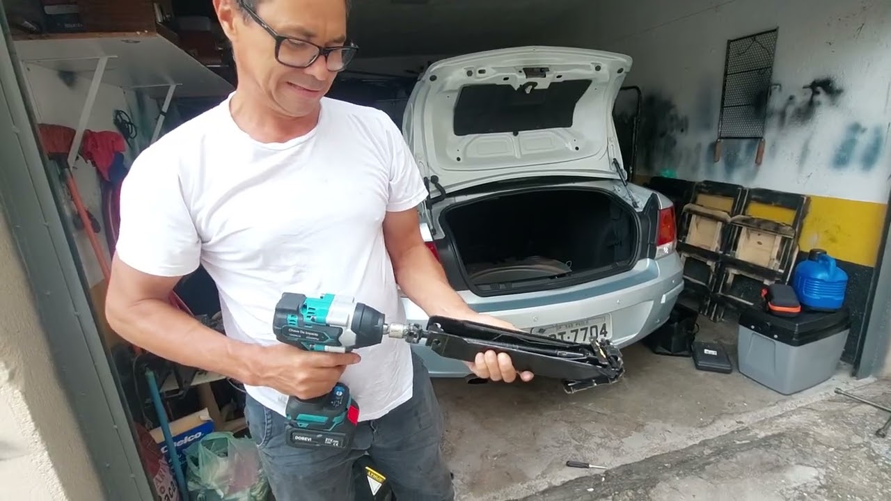 Facilitando a vida na hora de trocar os pneus 
