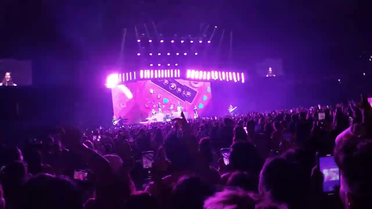 TINI - 2:50 Remix - Tini Tour Chile 2022