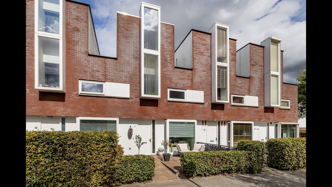 SUCCESVOL VERKOCHT: Eengezinswoning Rotterdam Nesselande Strombolihof 14