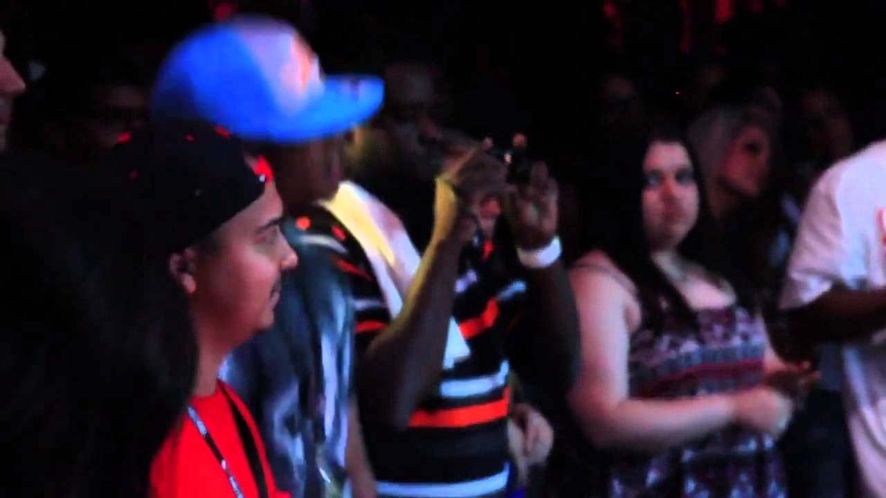 Munsterteiger (MT) (@munsterteiger) Performs at Coast 2 Coast LIVE | Houston Edition 6/13/15