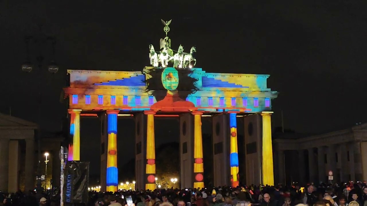 BERLIN FESTIVAL OF LIGHTS BRANDENBURGER TOR 10.10.25