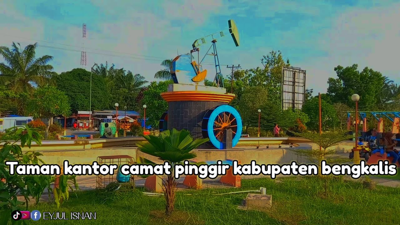 Vlog Taman Kantor Camat Pinggir, Kabupaten Bengkalis