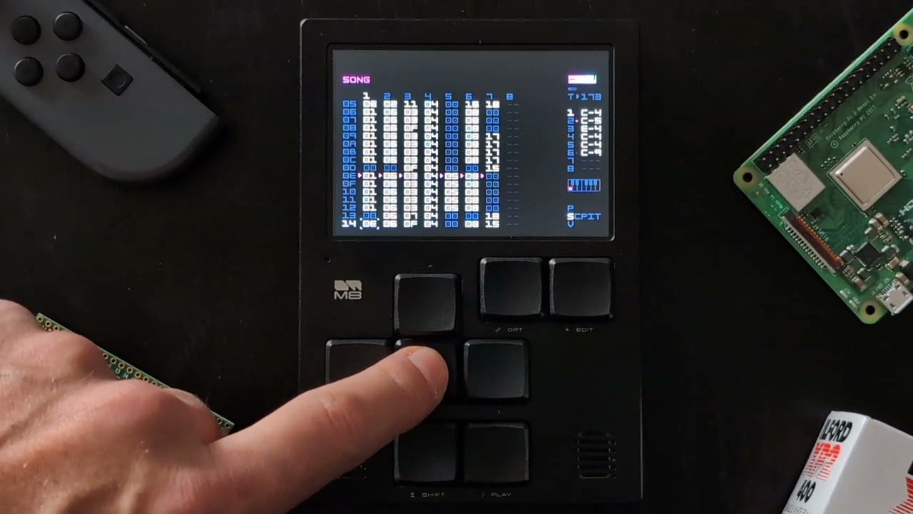 Dirtywave M8 tracker simple DnB beat