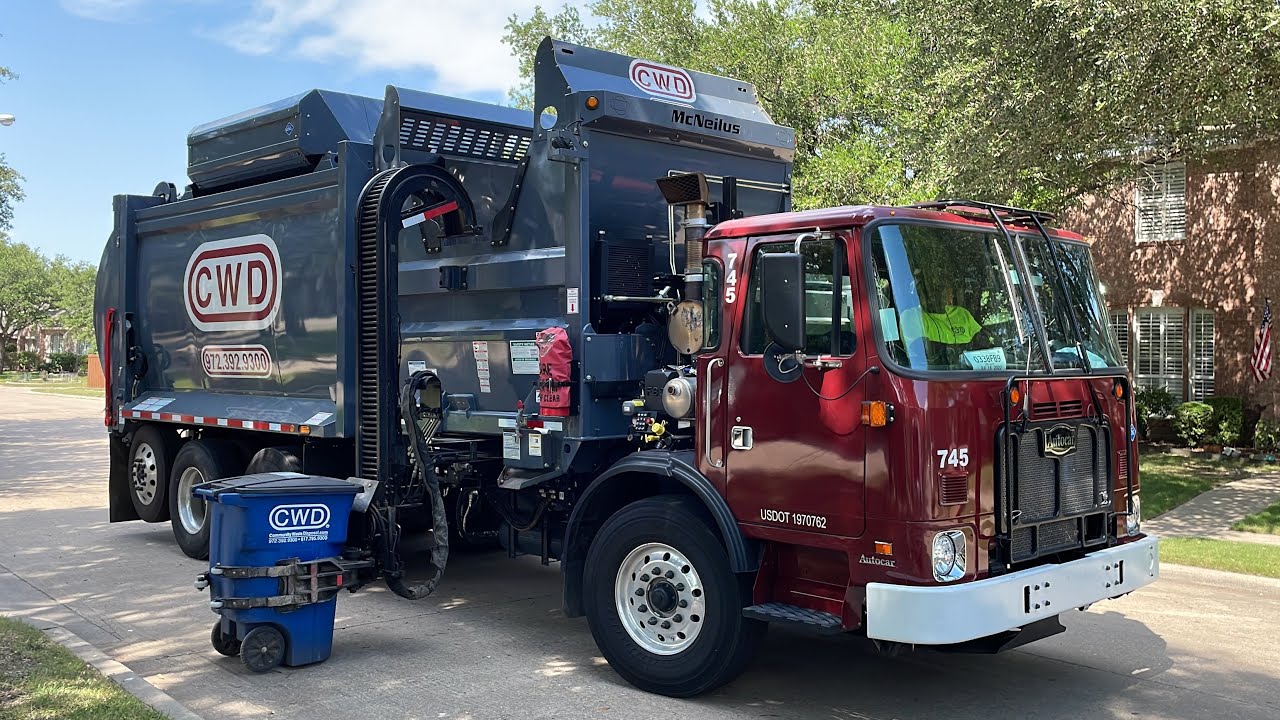 CWD: Brand New Autocar ACX McNeilus ZR Garbage Truck!