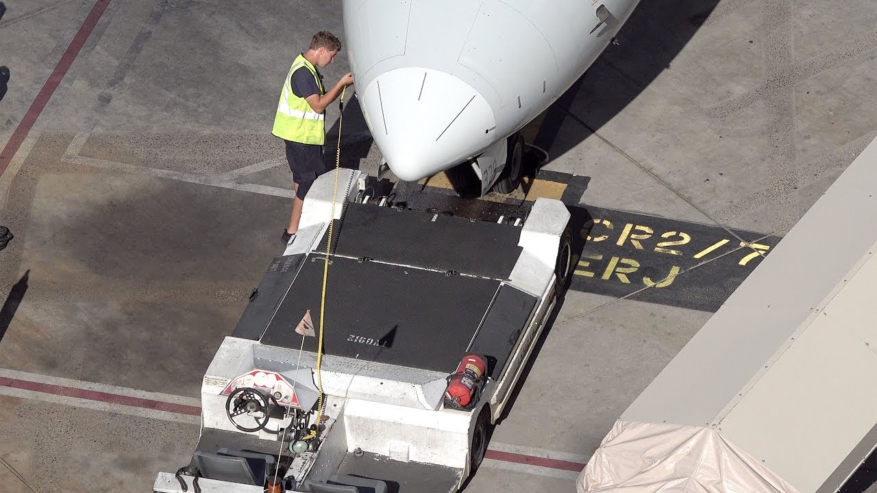 American Eagle Bombardier CRJ-900 PUSH BACK at PHX Airport