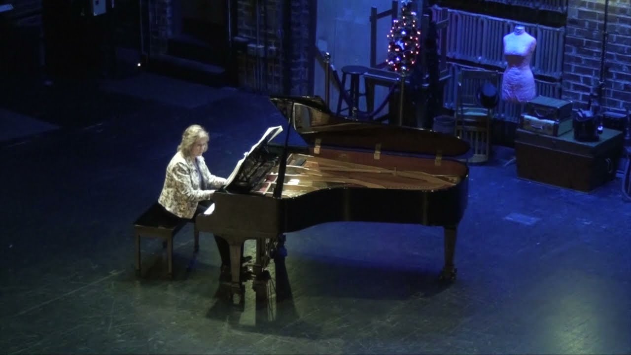 Mary Harlan ~ Fun Raising Follies!