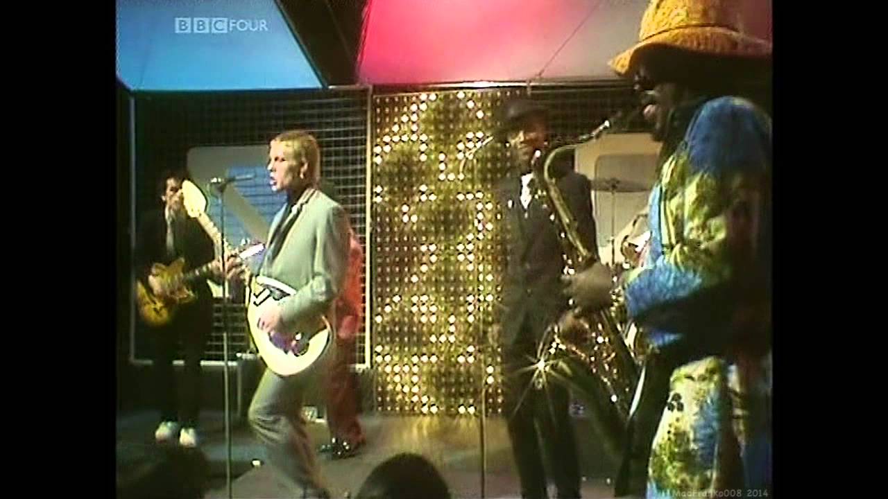 The Beat - Tears Of A Clown (1979) (HD)