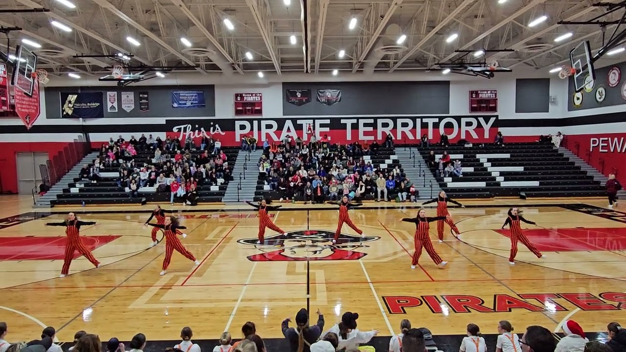 Verona Wildcat Dance Team - Hip Hop Routine Pewaukee Invite 2025-12-20