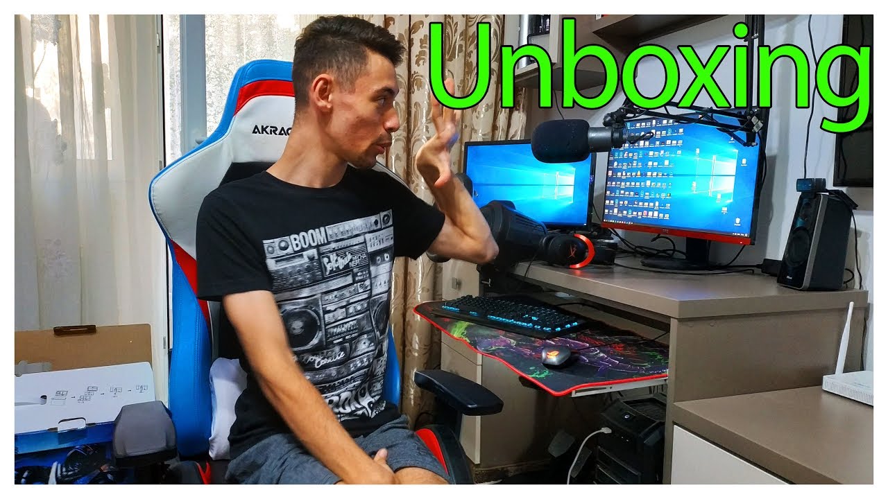 Unboxing al gigantului monitor Aoc g2590px