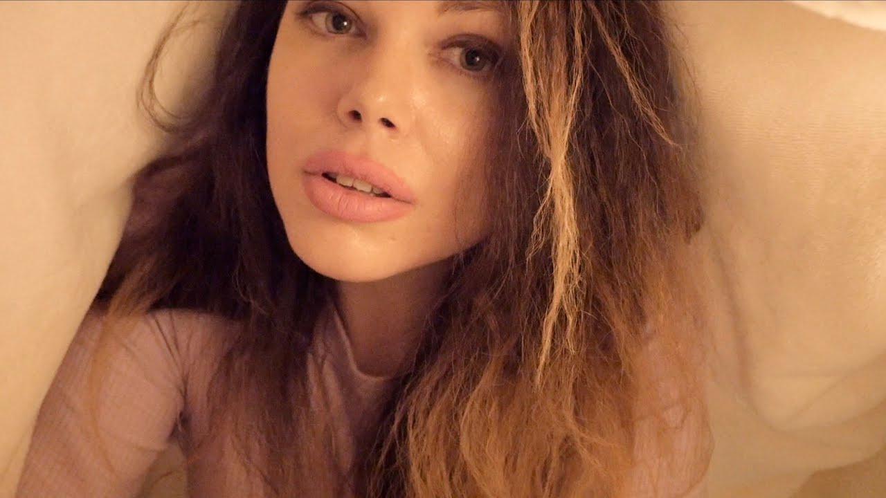 ASMR | Hiding Under the Covers, Up Close and Personal, Warm and Cozy Girlfriend Roleplay