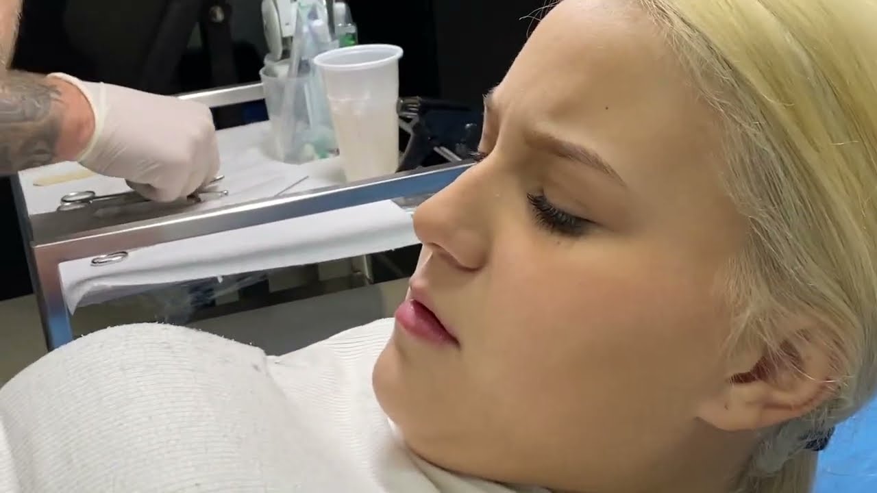 Köldök piercing :D | Portré tetoválás| Tattoo studio Vlog 90.