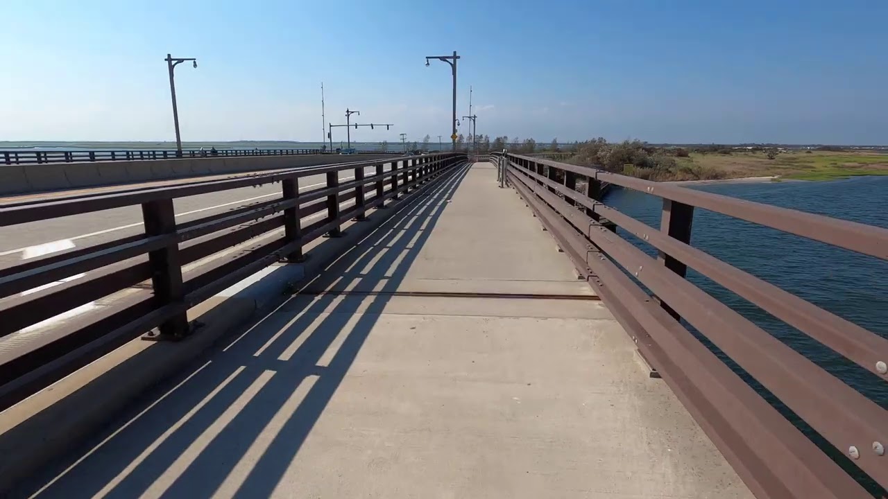 ⁴ᴷ⁶⁰ Cycling Jones Beach Bikeway to Wantagh, NY (August 9, 2020)