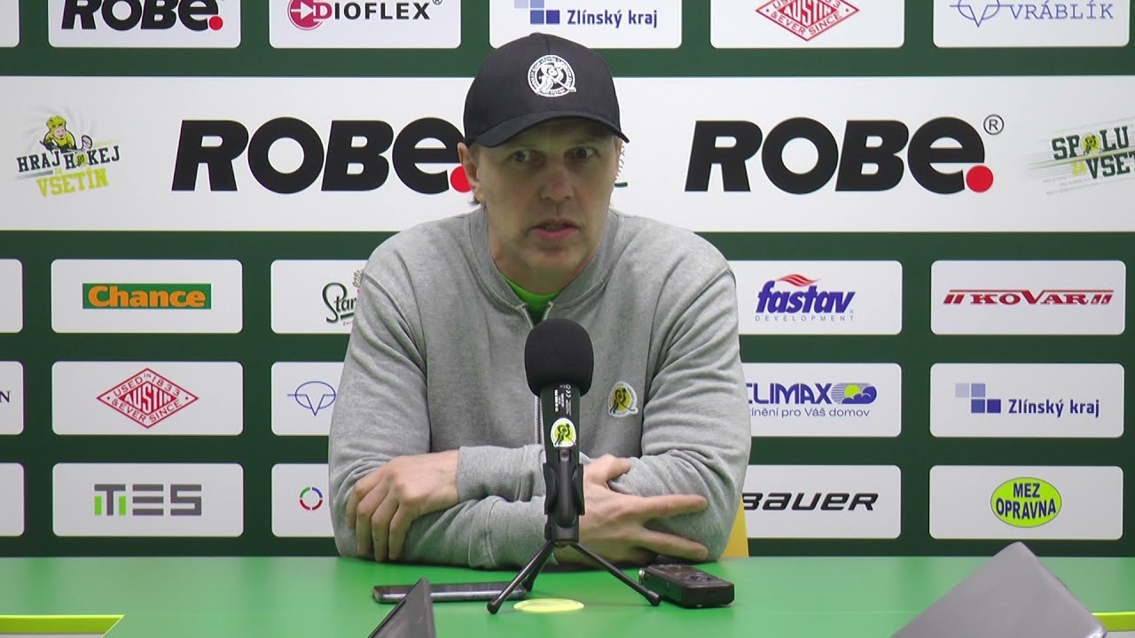 Trenéři Viktor Ujčík a Roman Stantien po zápase Vsetín - Jihlava 1:4