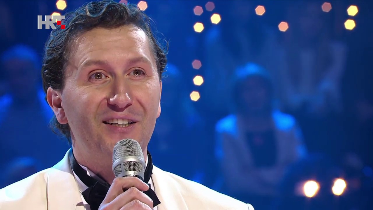 The Christmas Song, Kresimir Strazanac, Bass-Baritone