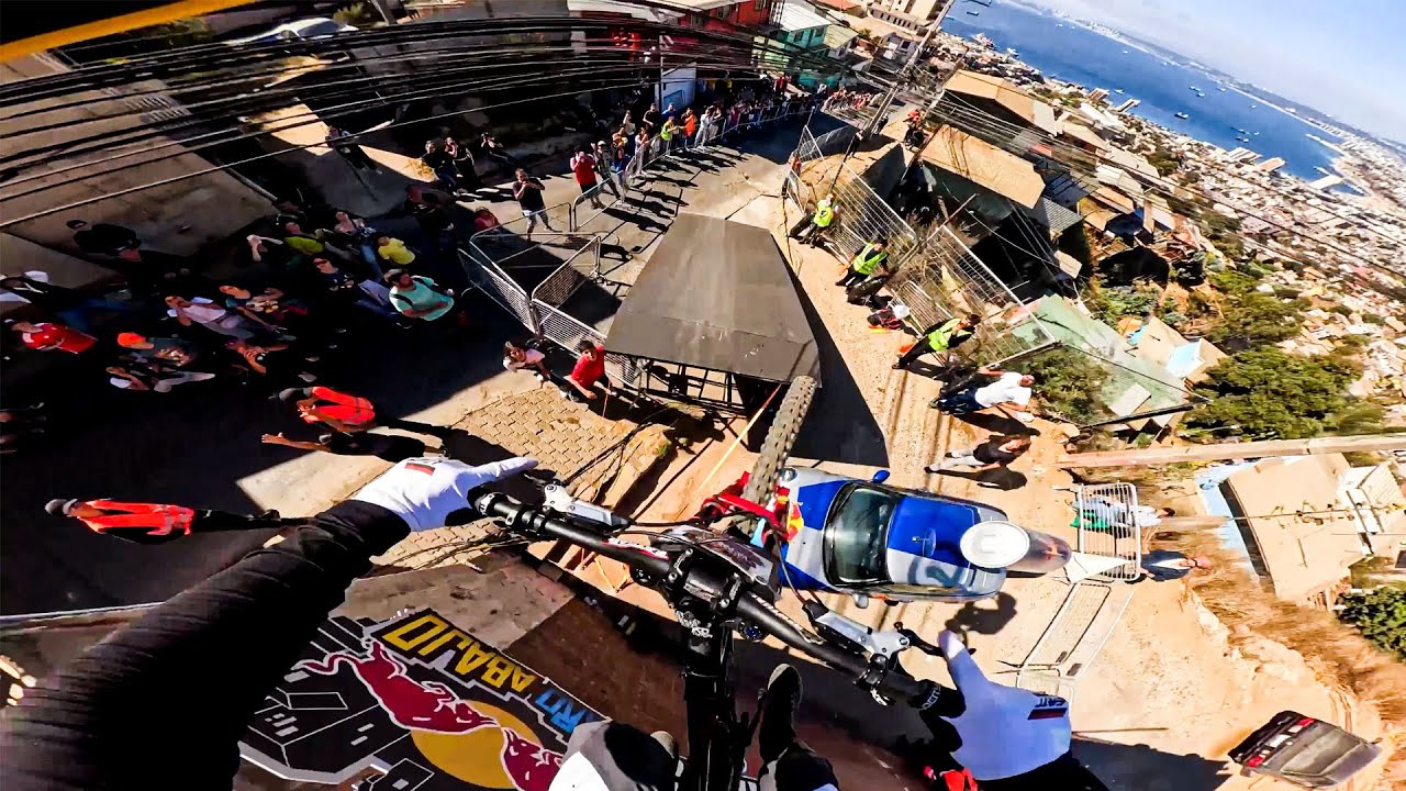 GoPro: WILD in the Streets of Valparaiso! Felipe Agurto throws down a 2nd place run!