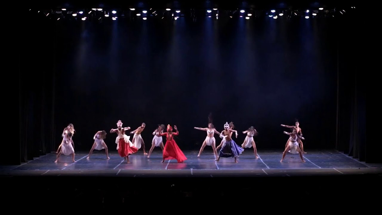 Studio de Danças Valéria Brito - Coreografia: Mojúba - Festival de Dança de Joinville 2019