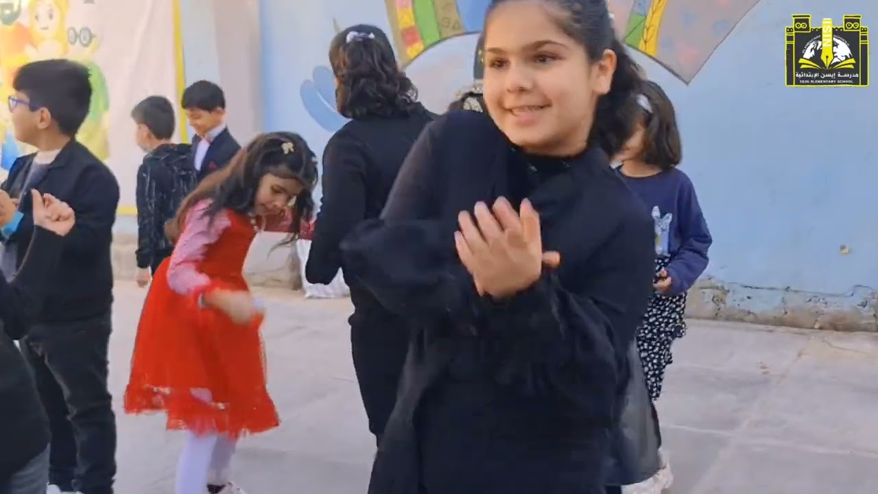 احتفال عيد المعلم في مدرسة إيسن الديوانية