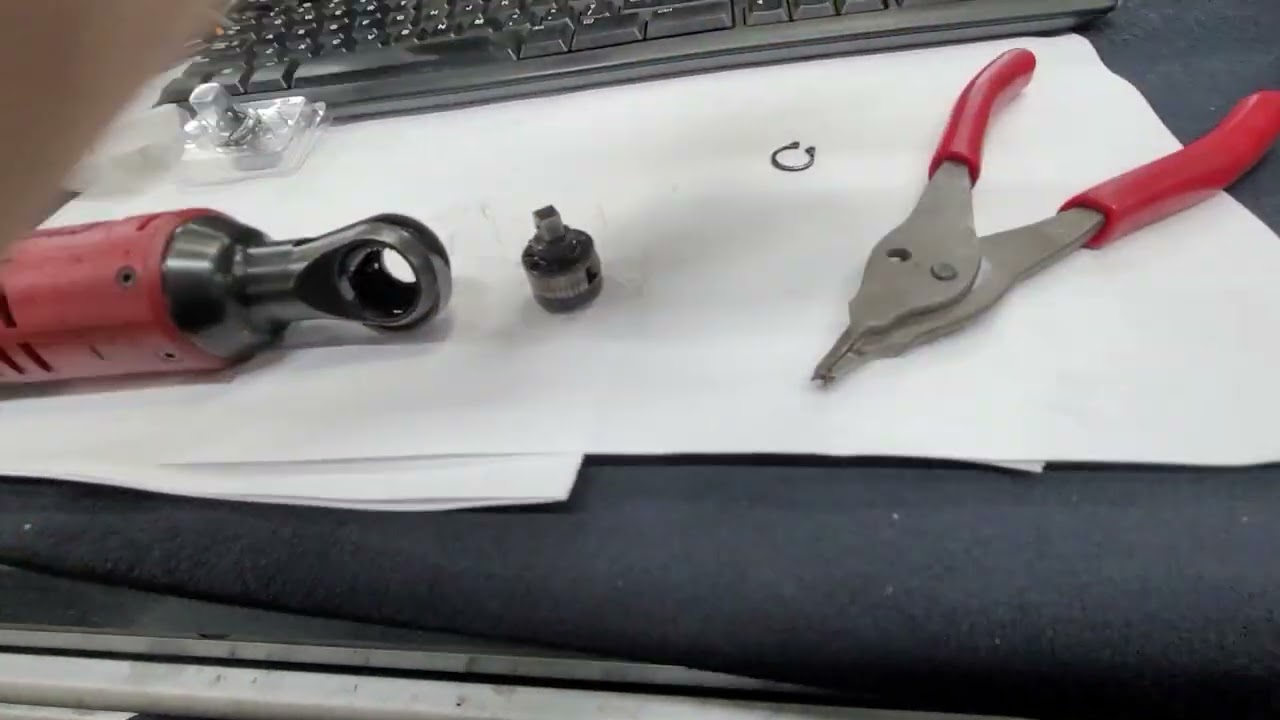 Milwaukee 1/4 ratchet no spin under load,  i show you how to fixed
