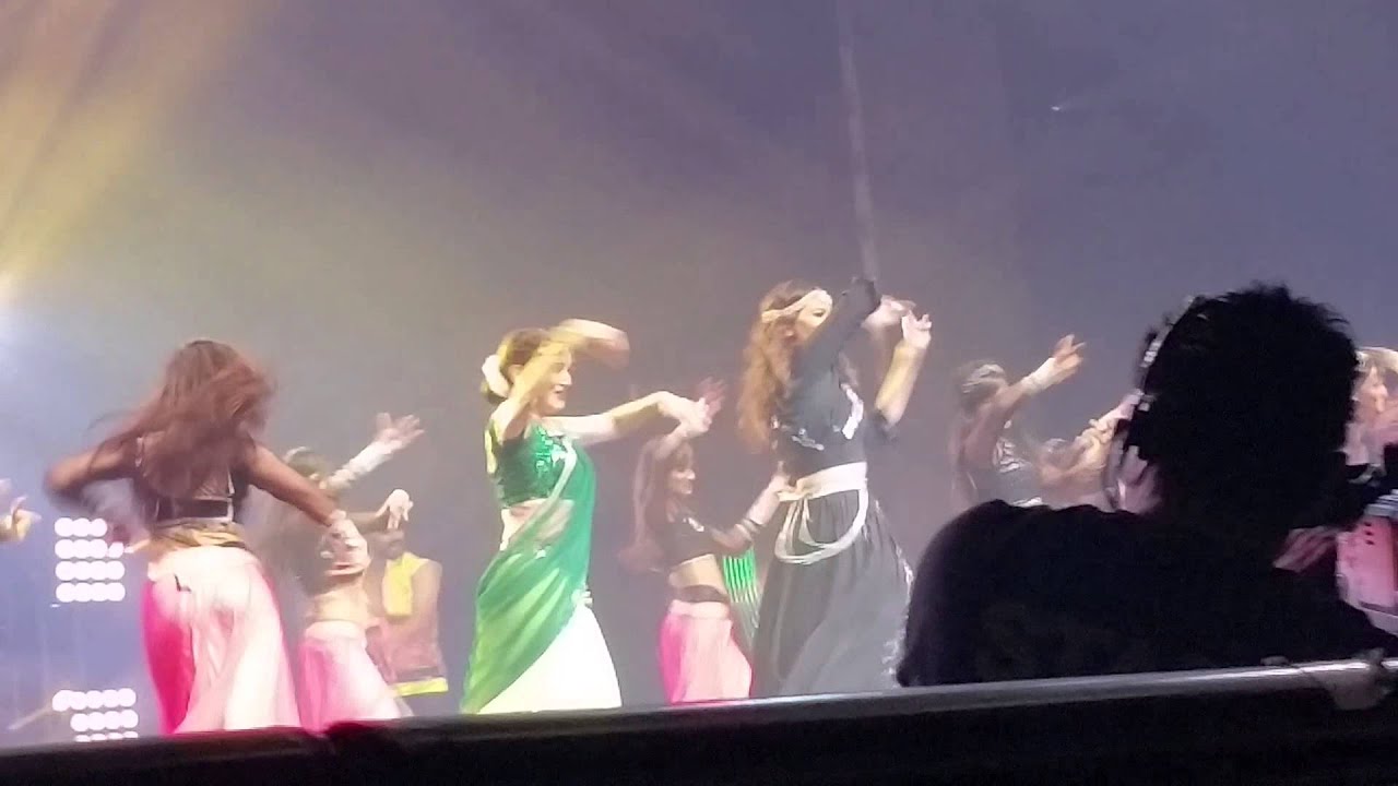 Fusion 2015-Madhuri/Akshay/Sonakshi and more finale