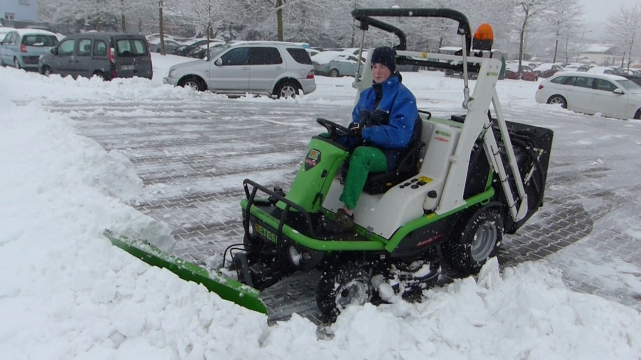 ETESIA AUTOPORTEE HYDRO 124D DENEIGEMENT