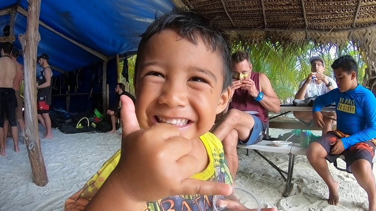 Aitutaki Kiteboarding Escape - Kite Republic 2019