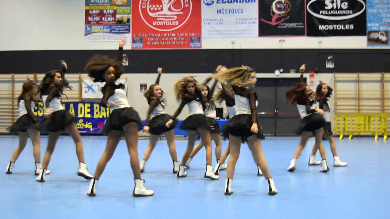 GRUPO DELUXE ACADEMIA DE BAILE MDD