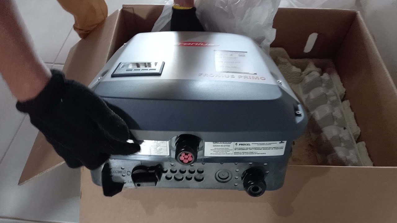 Sistema fotovoltaico com Fronius primo 8.2-1