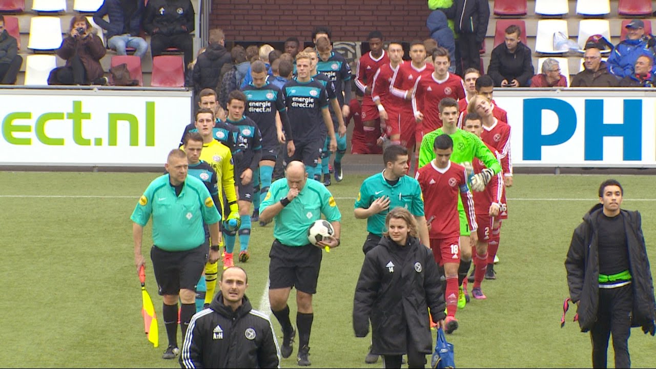 10-12-2016: PSV O17 - Almere City O17
