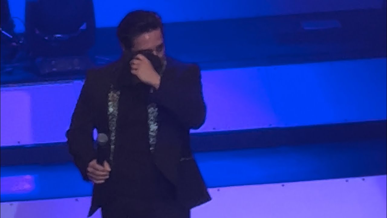 Bustamante se emociona + cumpleaños - Palacio de Festivales Santander (26/03/22)