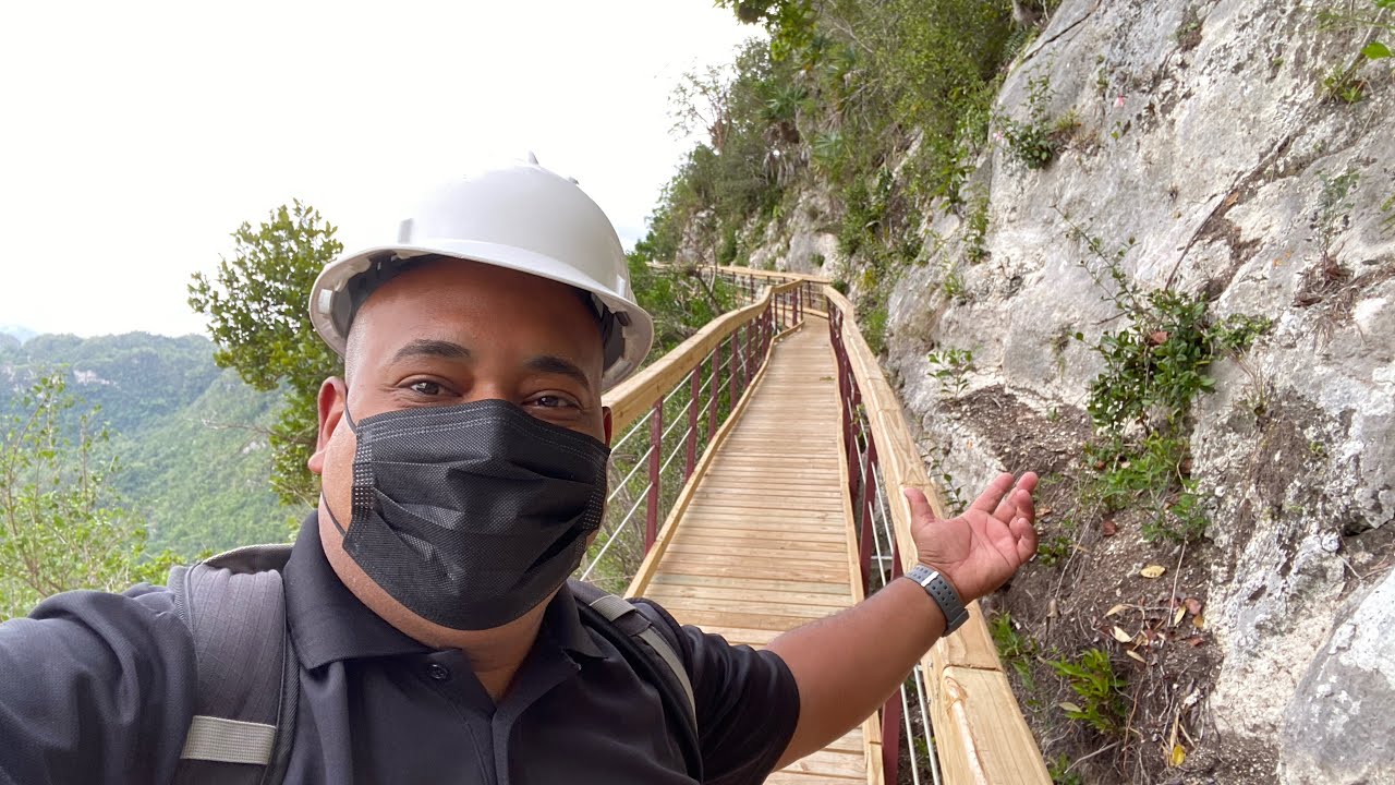 CUEVA LEON LA NUEVA ATRACCIÓN DE CUEVA VENTANA EN ARECIBO, PR. TABLADO MÁS ALTO DE Puerto Rico.